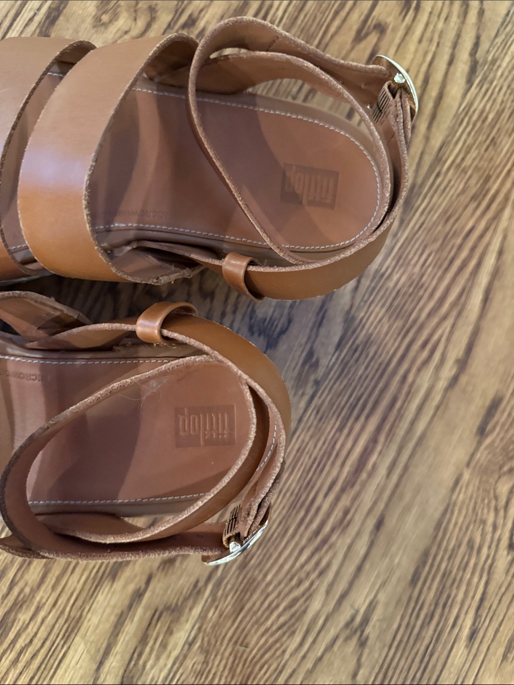 Brown Triple-Strap Fitflop Leather Sandals size 9 - Picture 2 of 6